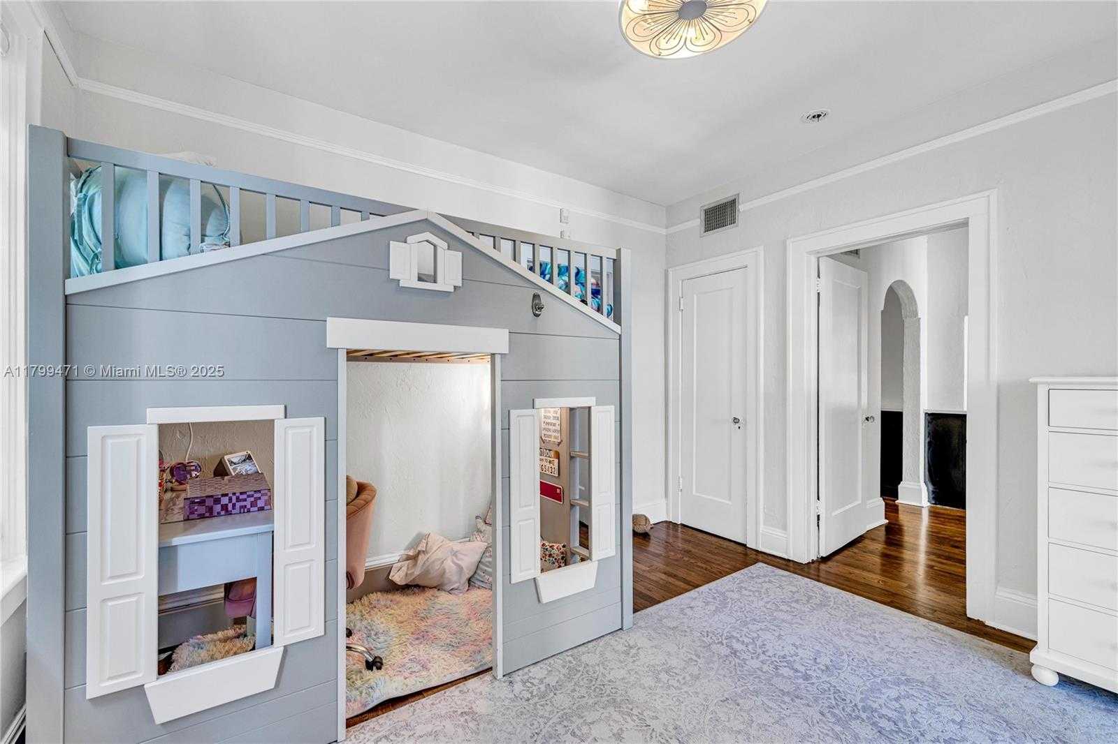 Small Image of 1503 GENOA ST, Coral Gables Number 39