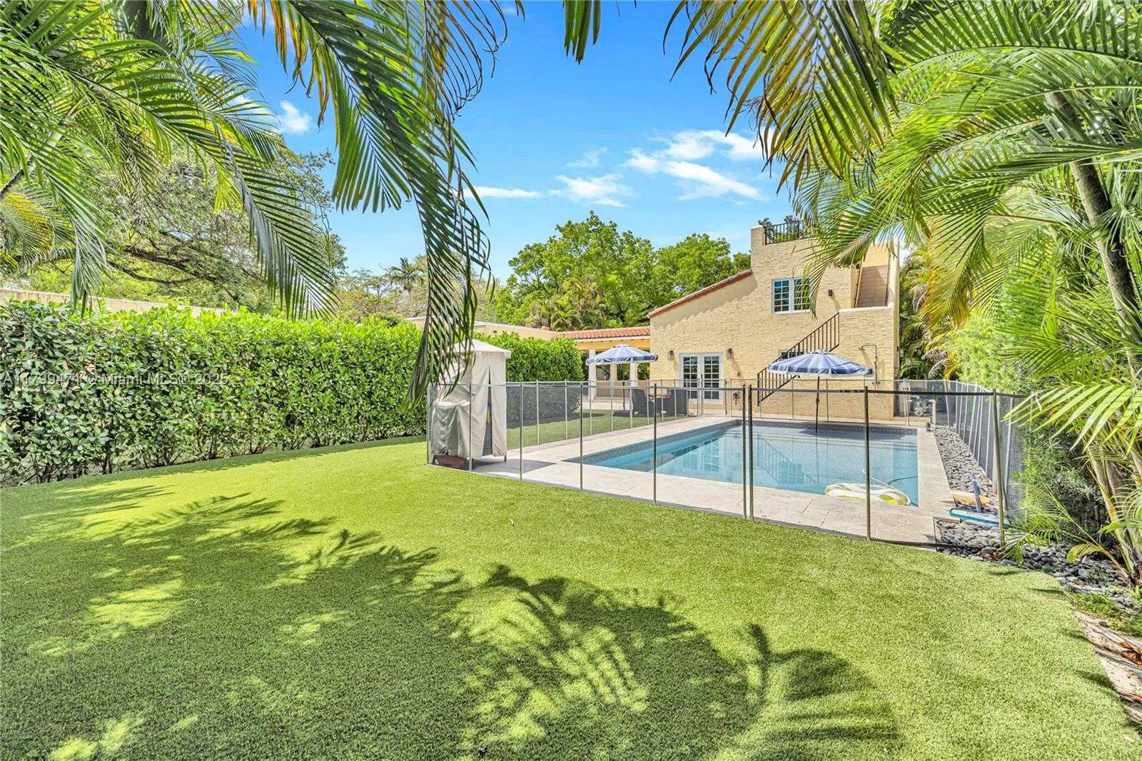 Small Image of 1503 GENOA ST, Coral Gables Number 5