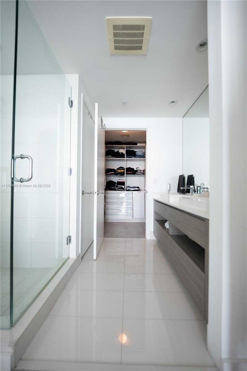 Small Image of 460 NORTH EAST 28TH ST #2605, Miami Number 11