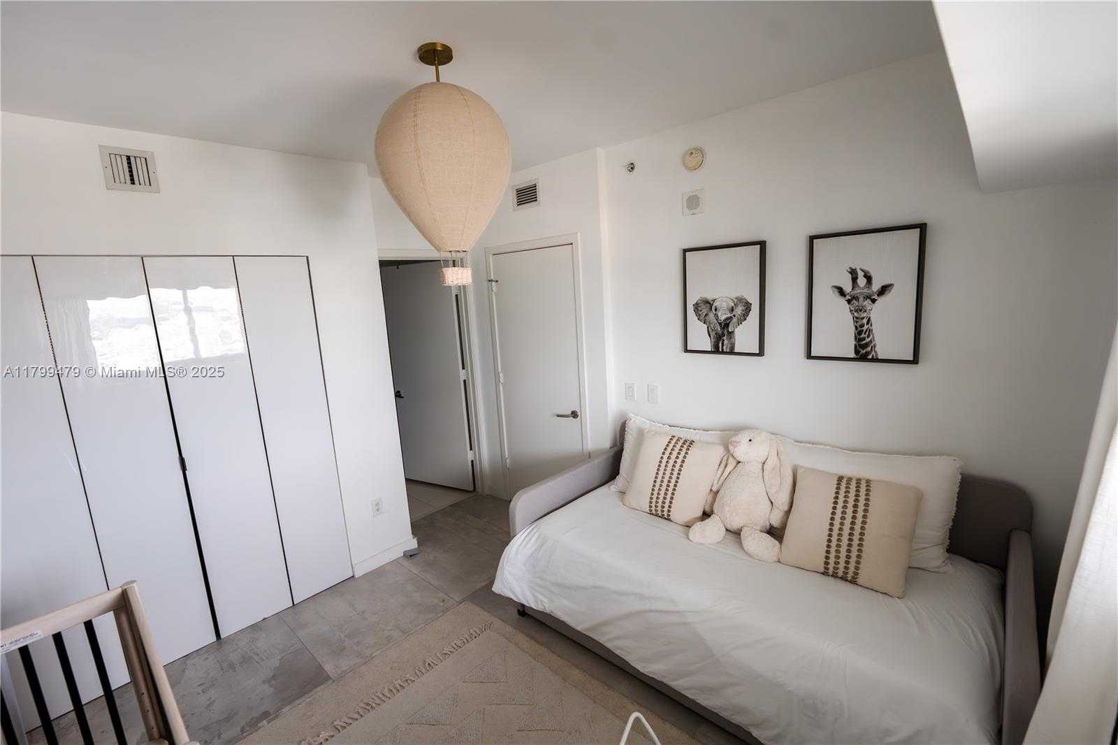 Small Image of 460 NORTH EAST 28TH ST #2605, Miami Number 14