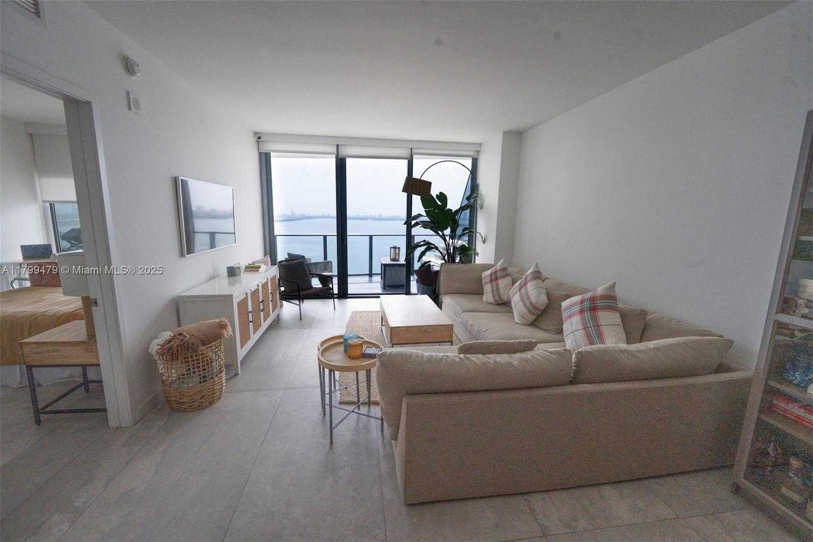 Small Image of 460 NORTH EAST 28TH ST #2605, Miami Number 3