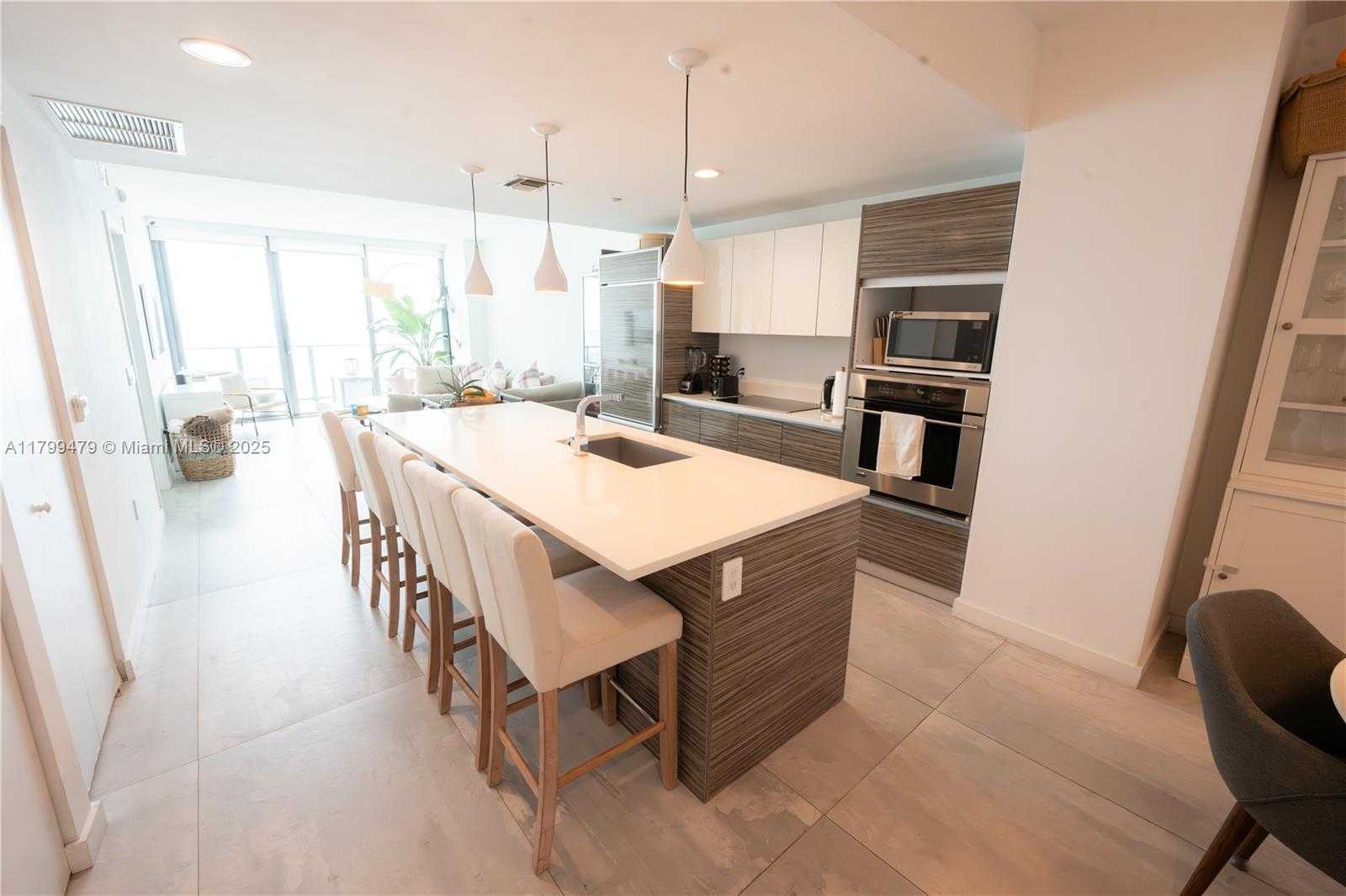 Small Image of 460 NORTH EAST 28TH ST #2605, Miami Number 6