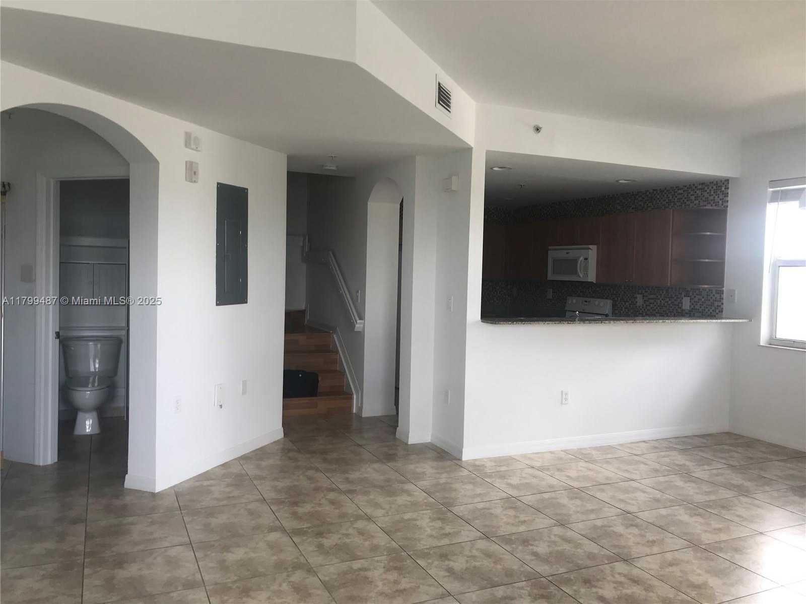 Small Image of 8999 NORTH WEST 107TH CT #202-1, Doral Number 10