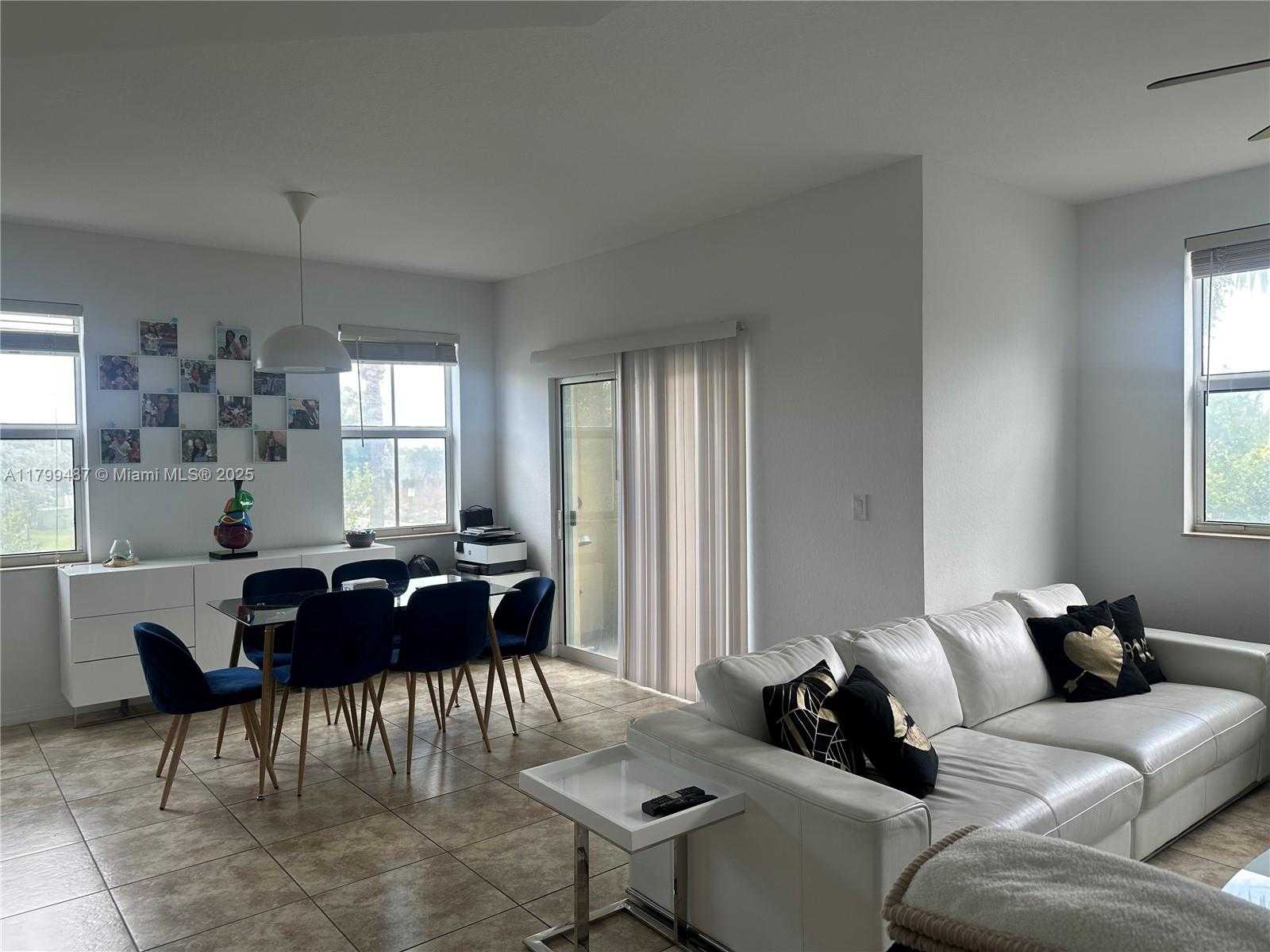 Small Image of 8999 NORTH WEST 107TH CT #202-1, Doral Number 11