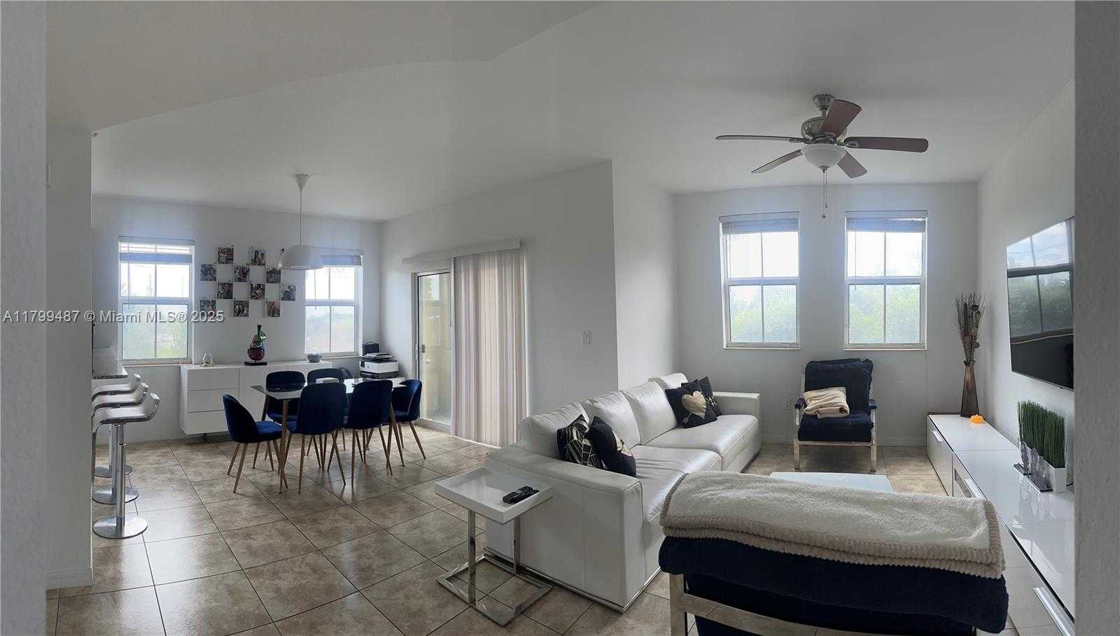 Small Image of 8999 NORTH WEST 107TH CT #202-1, Doral Number 12