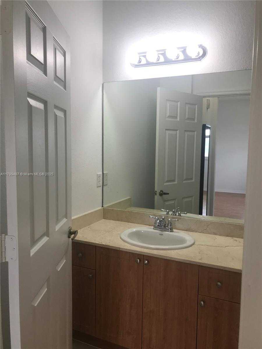 Small Image of 8999 NORTH WEST 107TH CT #202-1, Doral Number 22