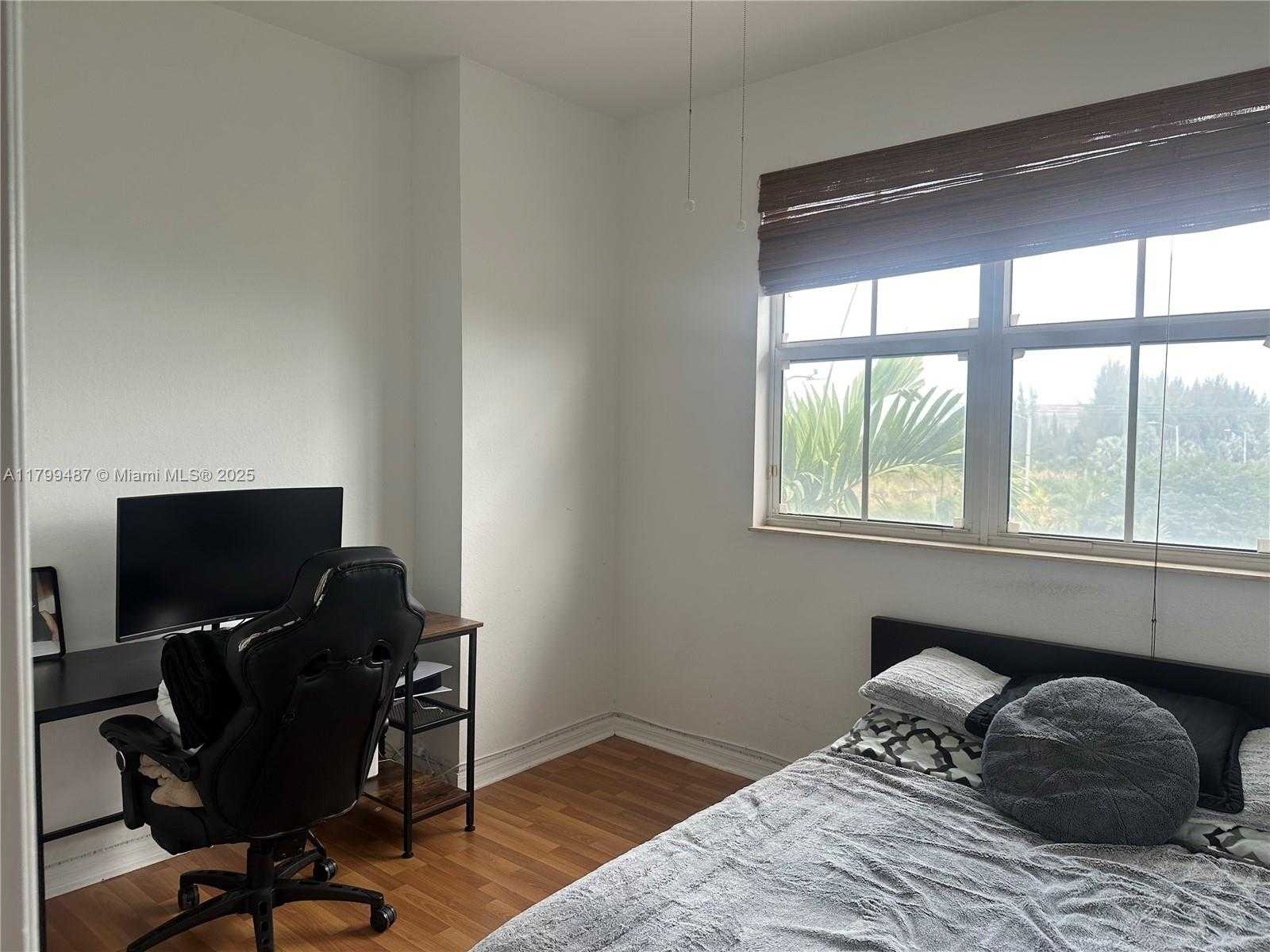 Small Image of 8999 NORTH WEST 107TH CT #202-1, Doral Number 24