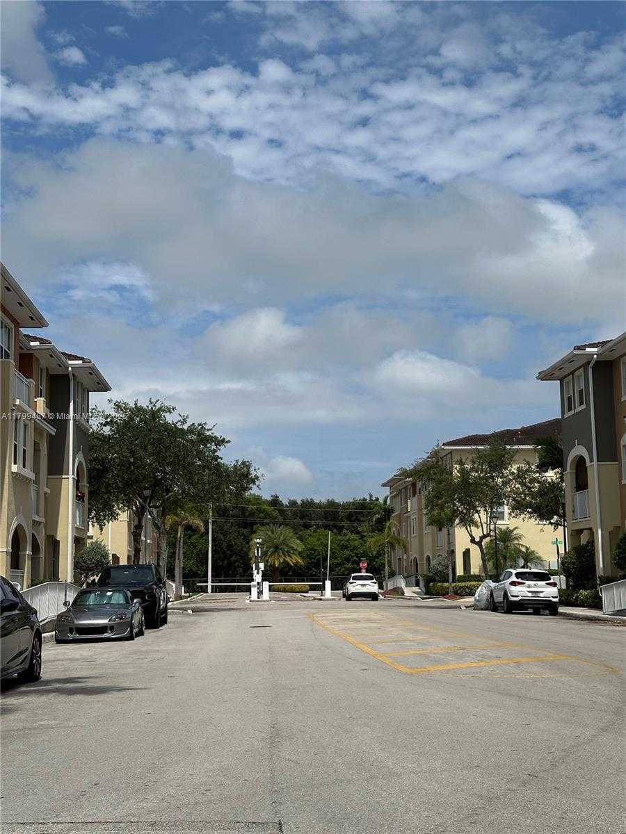 Small Image of 8999 NORTH WEST 107TH CT #202-1, Doral Number 33