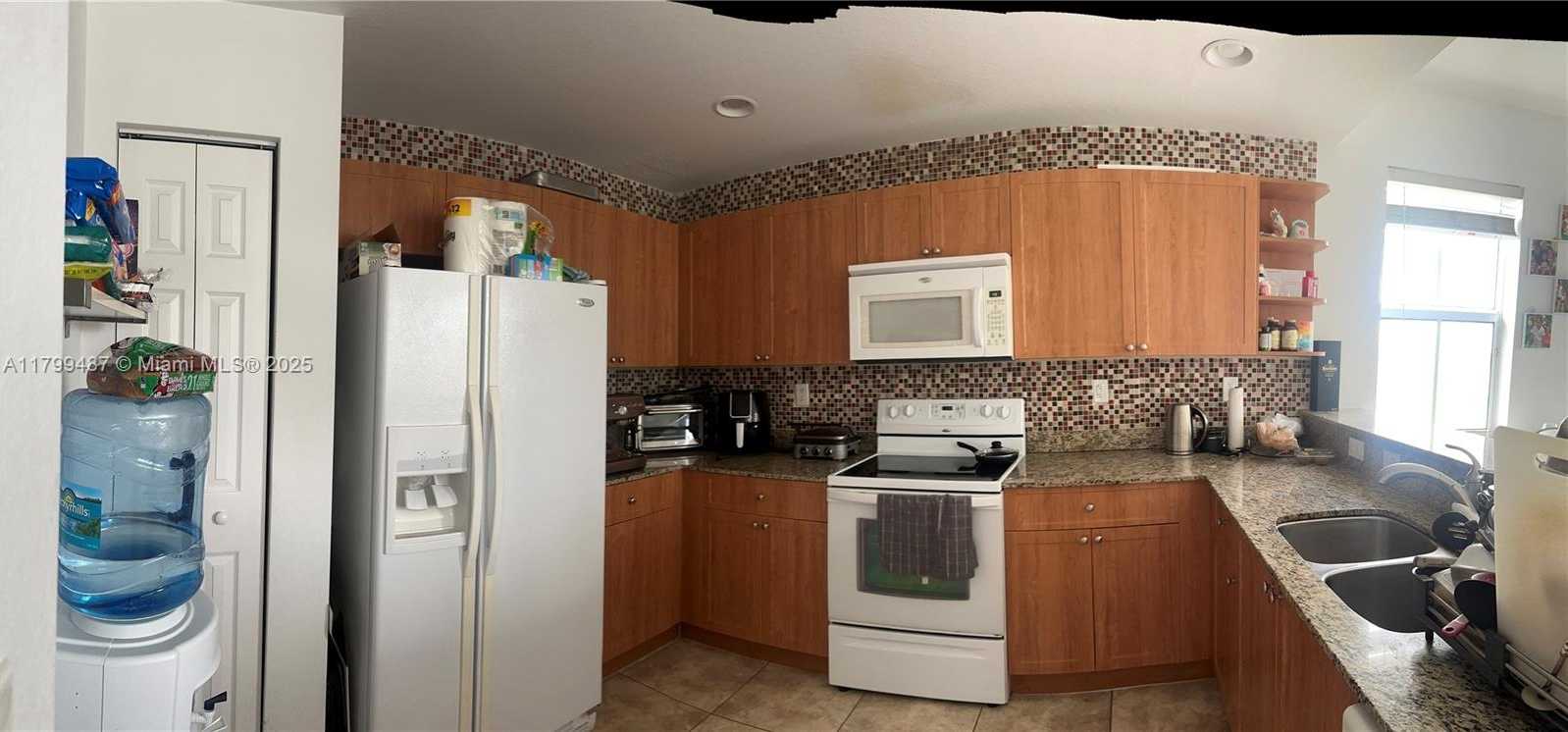 Small Image of 8999 NORTH WEST 107TH CT #202-1, Doral Number 4