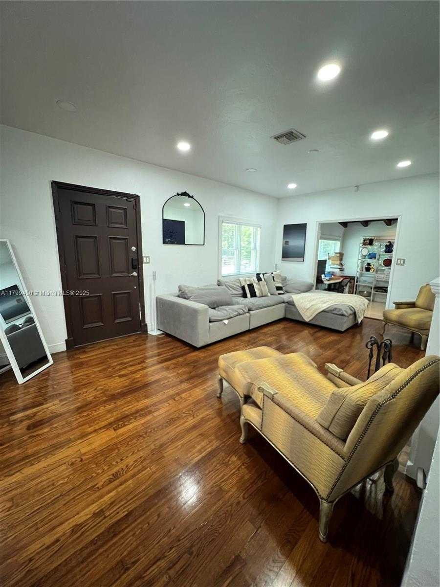 Small Image of 314 ROMANO AVE #none, Coral Gables Number 2