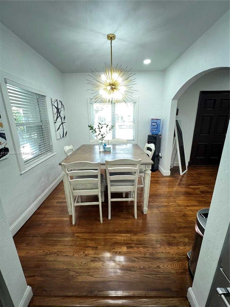 Small Image of 314 ROMANO AVE #none, Coral Gables Number 3