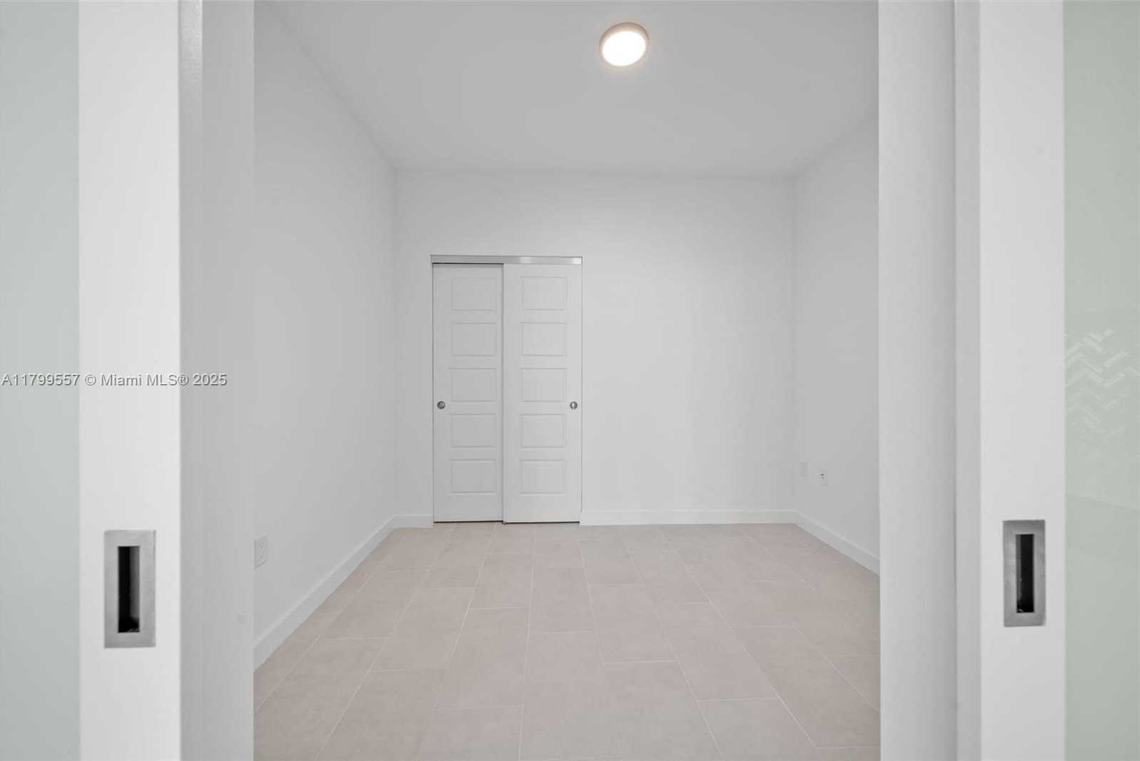 Small Image of 2150 NORTH BAYSHORE DR #0203, Miami Number 13
