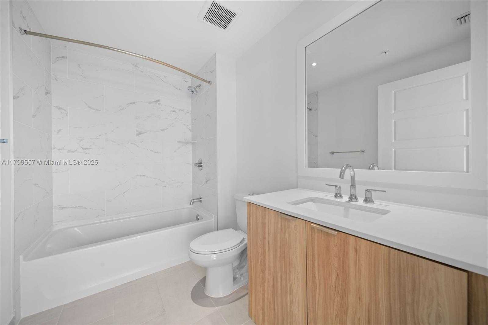Small Image of 2150 NORTH BAYSHORE DR #0203, Miami Number 16