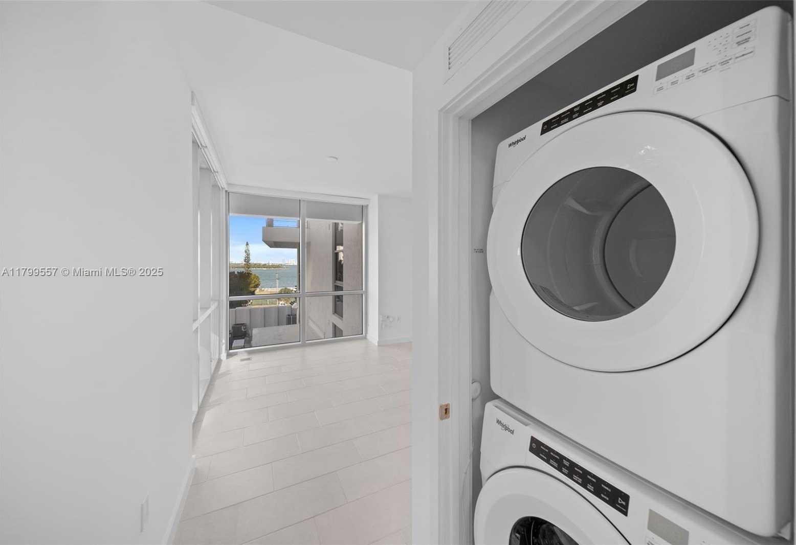 Small Image of 2150 NORTH BAYSHORE DR #0203, Miami Number 18