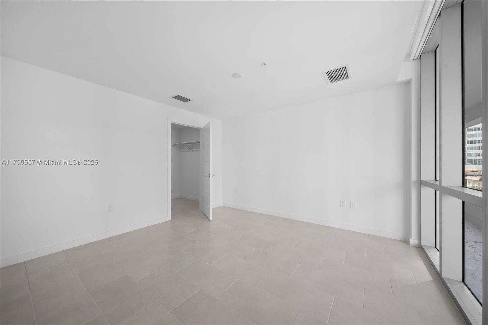 Small Image of 2150 NORTH BAYSHORE DR #0203, Miami Number 19