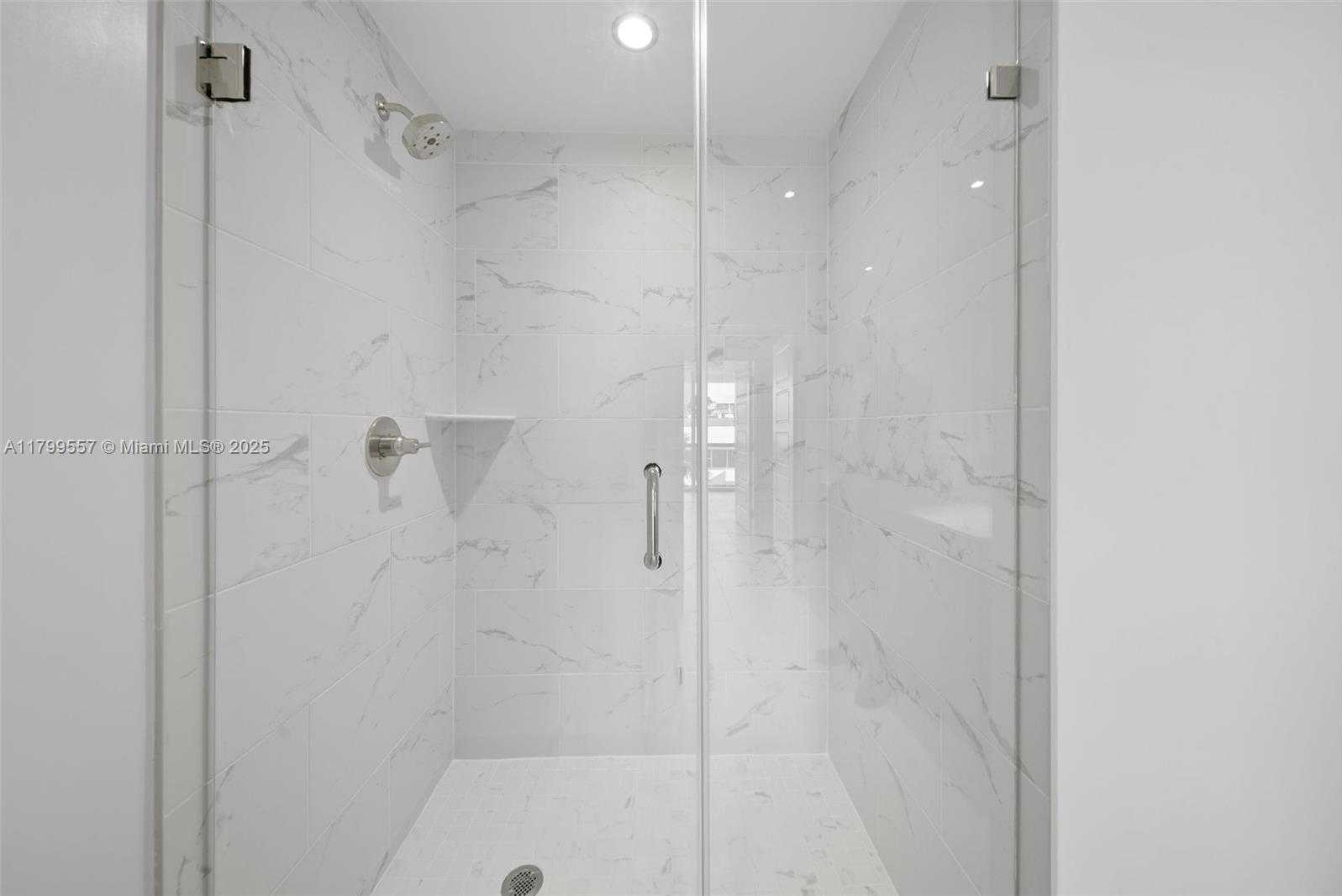 Small Image of 2150 NORTH BAYSHORE DR #0203, Miami Number 25