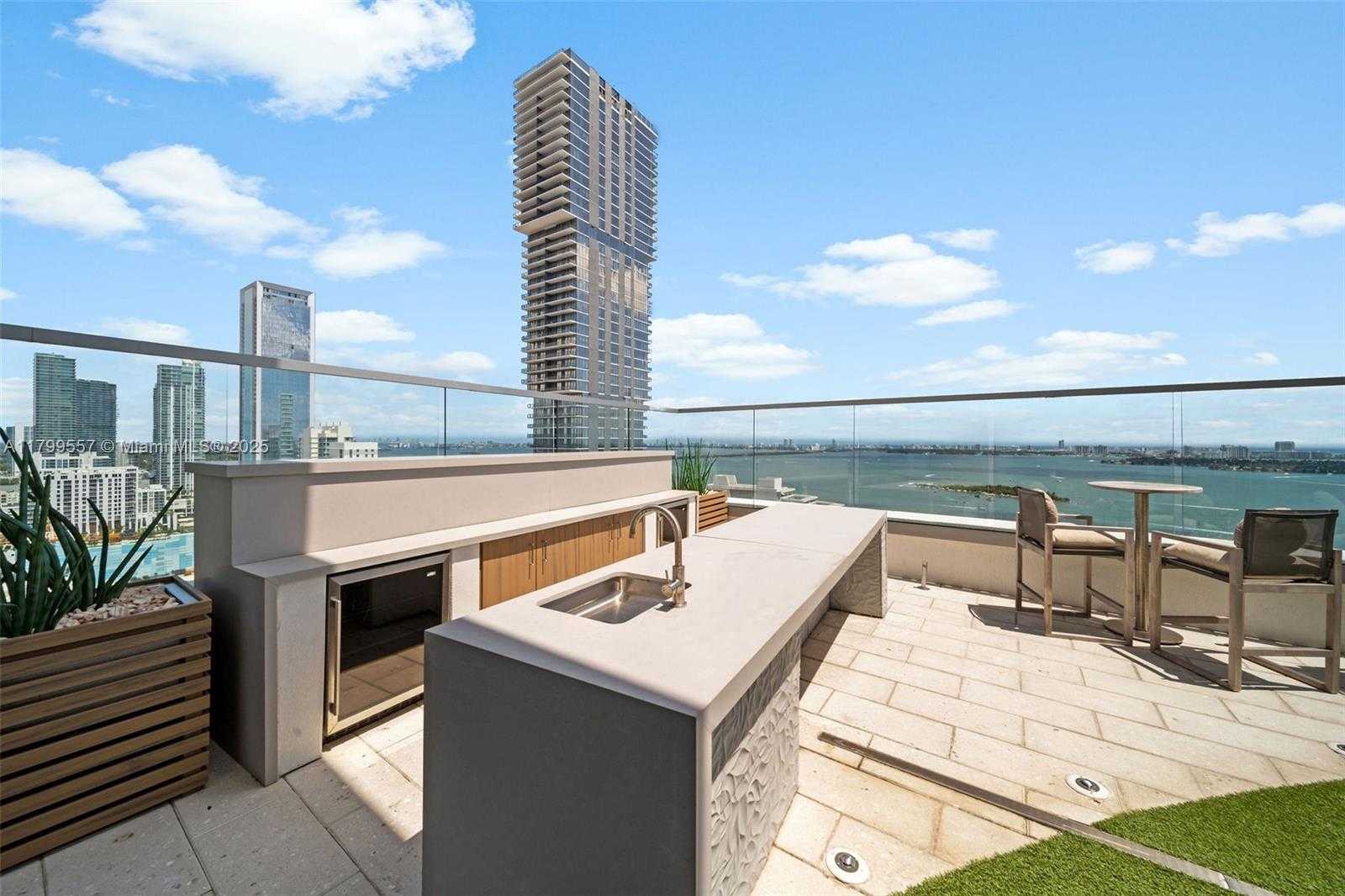 Small Image of 2150 NORTH BAYSHORE DR #0203, Miami Number 43