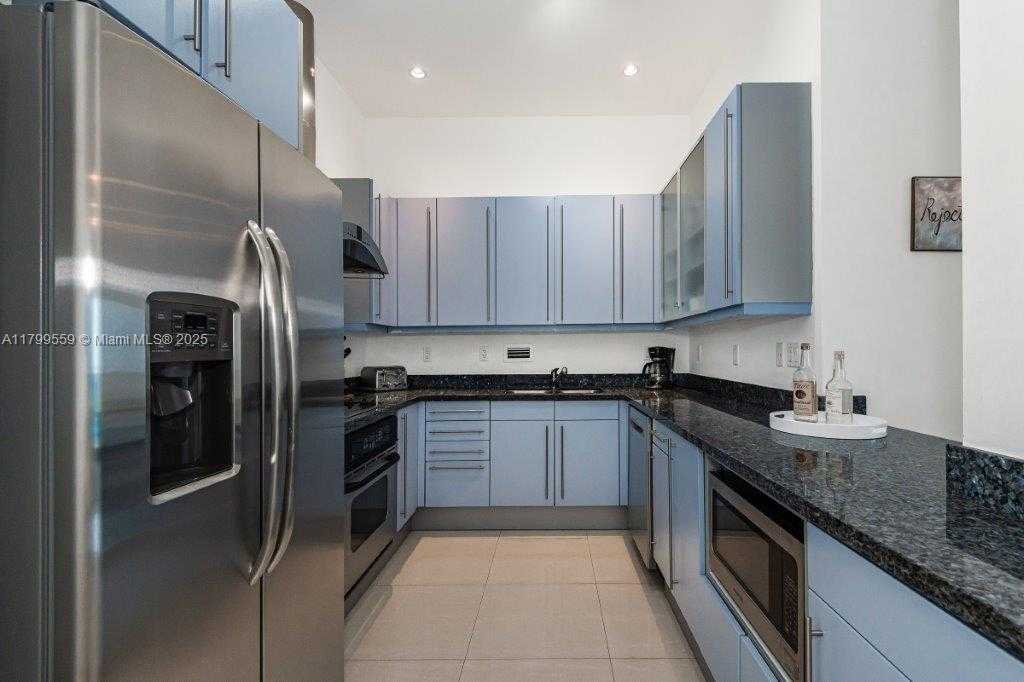 Small Image of 2301 COLLINS AVE #1626, Miami Beach Number 12