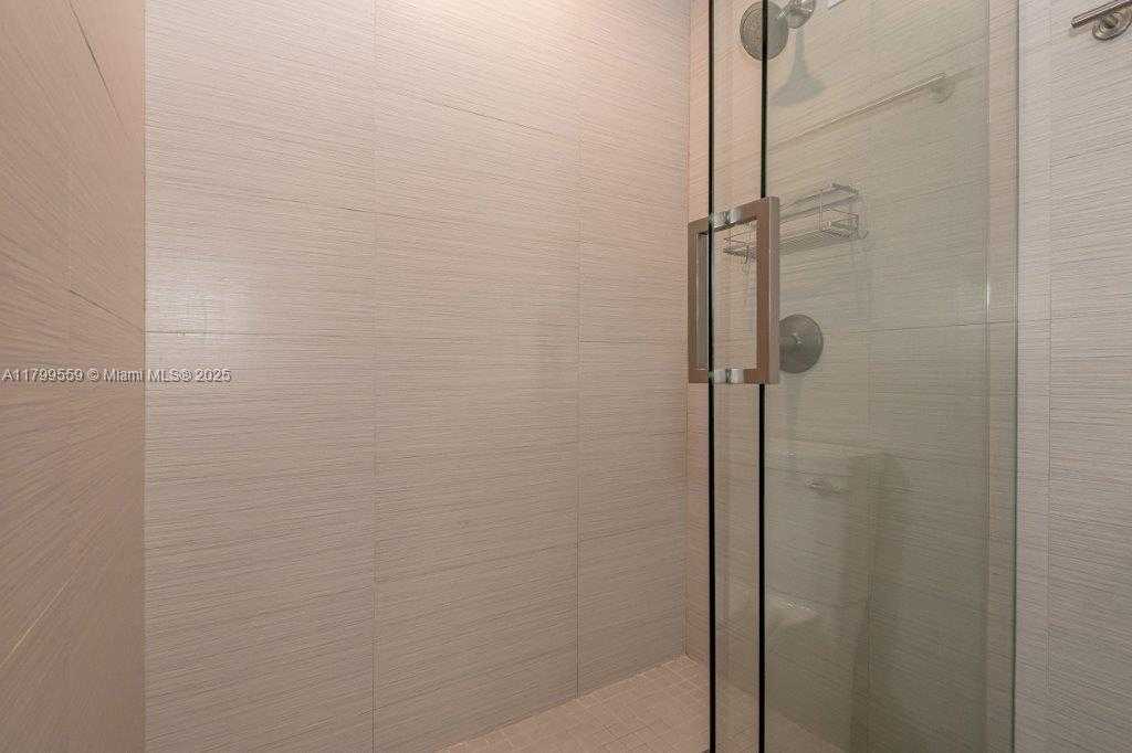 Small Image of 2301 COLLINS AVE #1626, Miami Beach Number 20