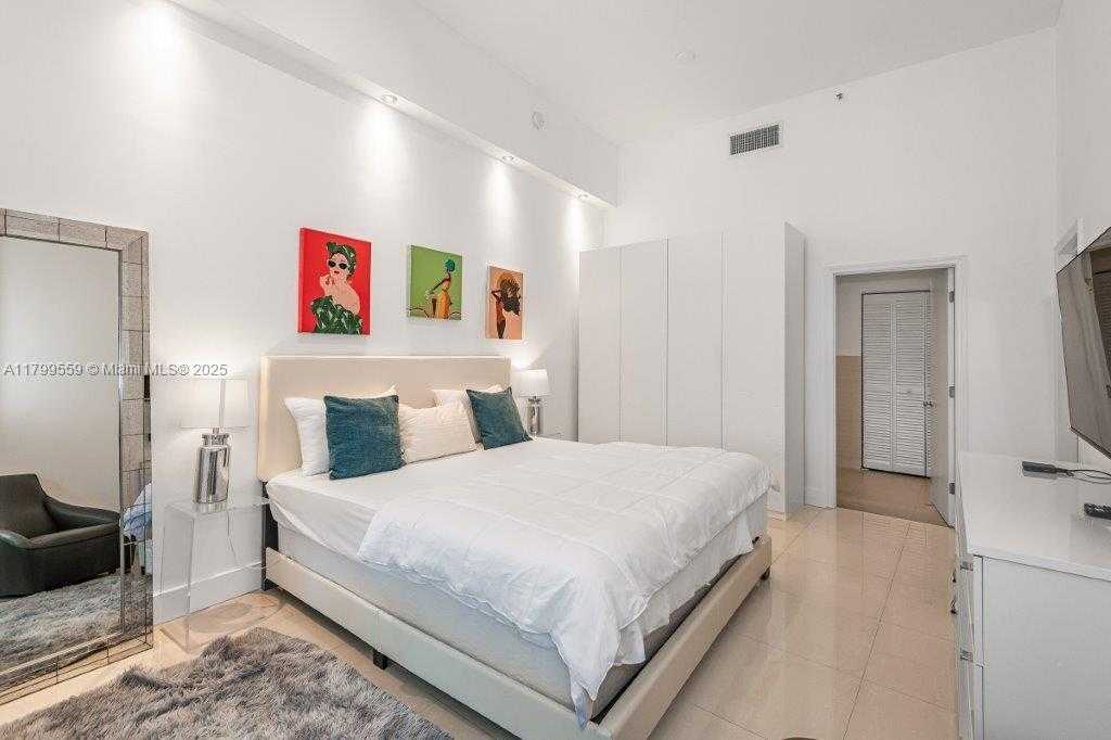 Small Image of 2301 COLLINS AVE #1626, Miami Beach Number 23