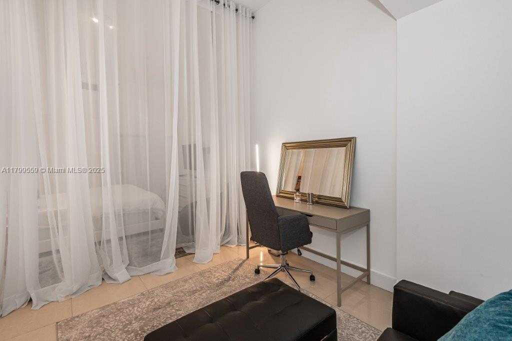 Small Image of 2301 COLLINS AVE #1626, Miami Beach Number 26