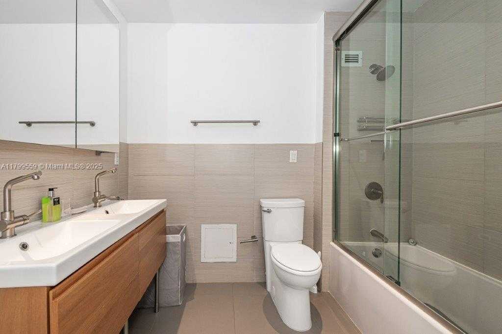 Small Image of 2301 COLLINS AVE #1626, Miami Beach Number 28