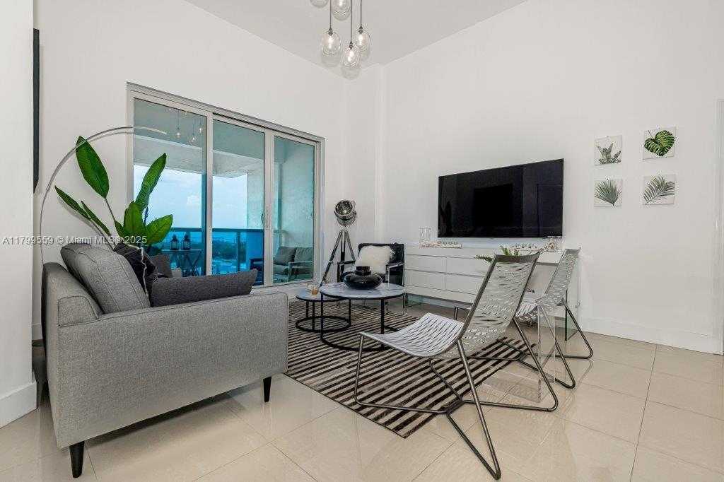 Small Image of 2301 COLLINS AVE #1626, Miami Beach Number 5
