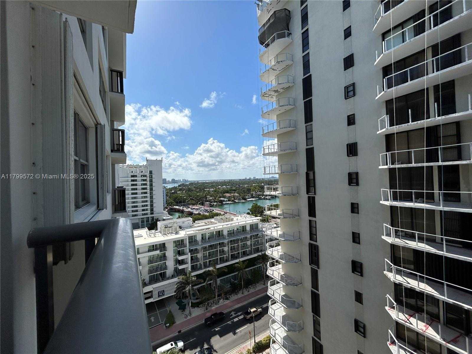 Small Image of 6039 COLLINS AVE #1507, Miami Beach Number 10