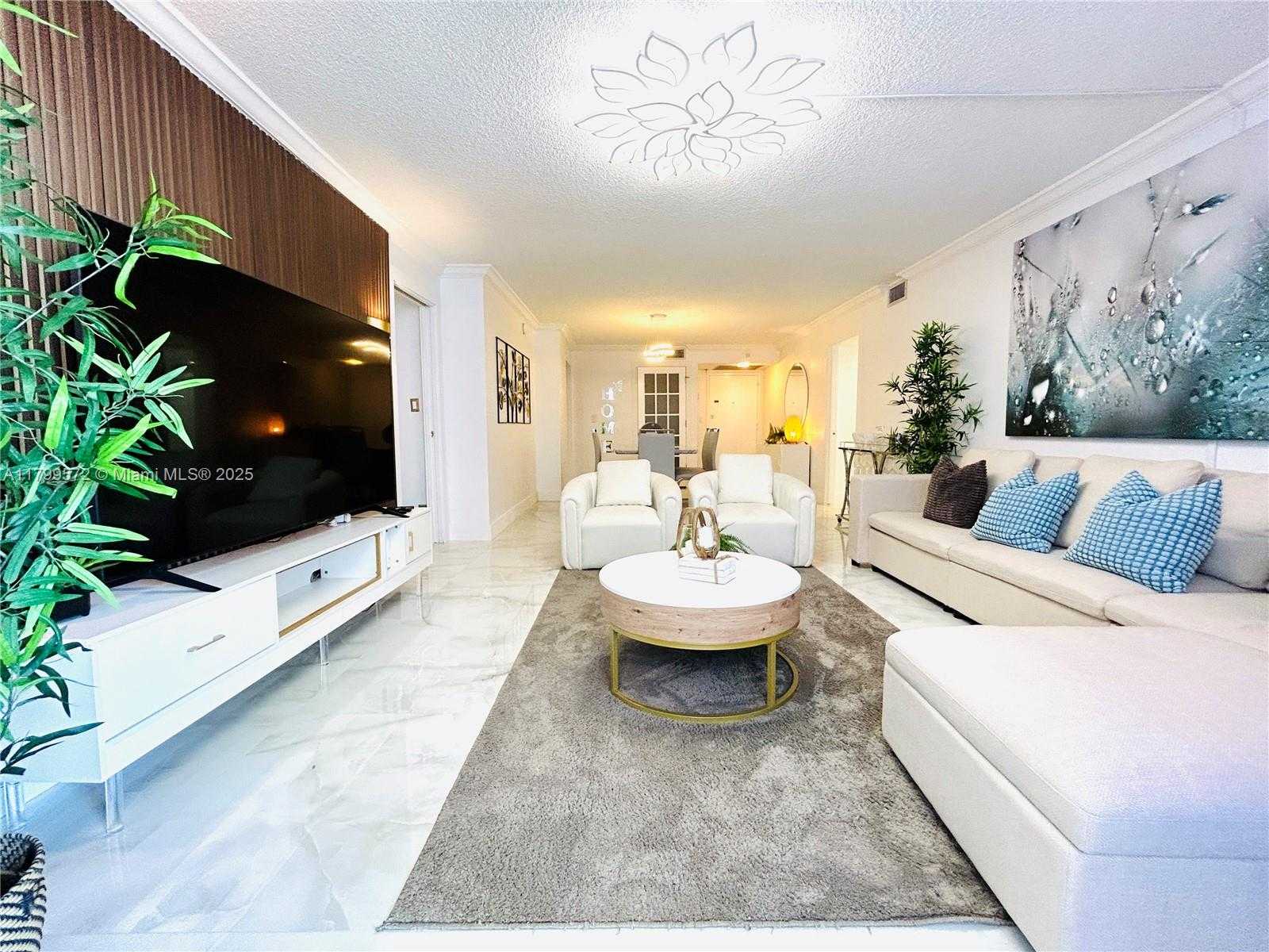 Small Image of 6039 COLLINS AVE #1507, Miami Beach Number 12