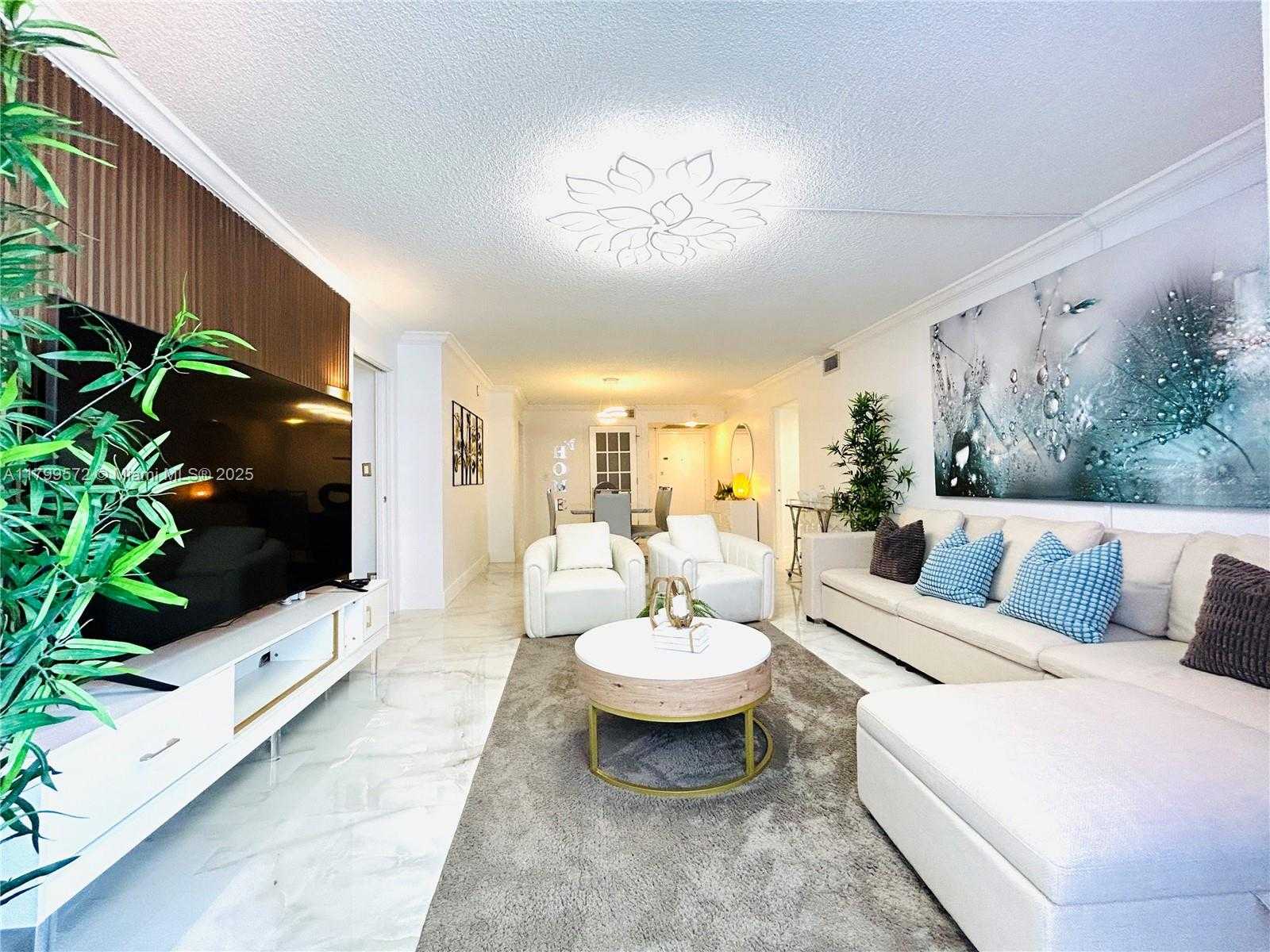 Small Image of 6039 COLLINS AVE #1507, Miami Beach Number 9