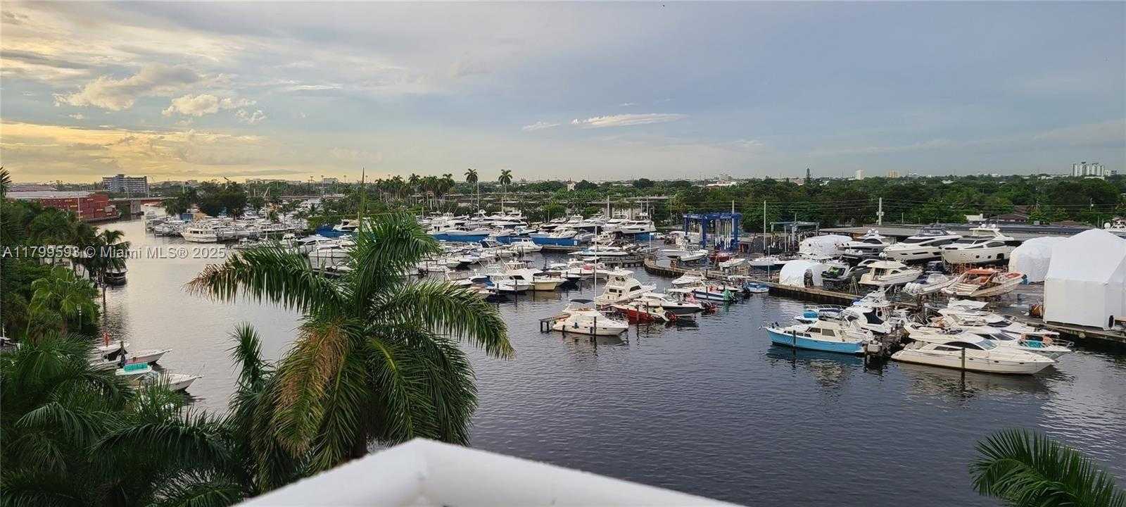 Small Image of 1861 NORTH WEST S RIVER DR #802, Miami Number 9
