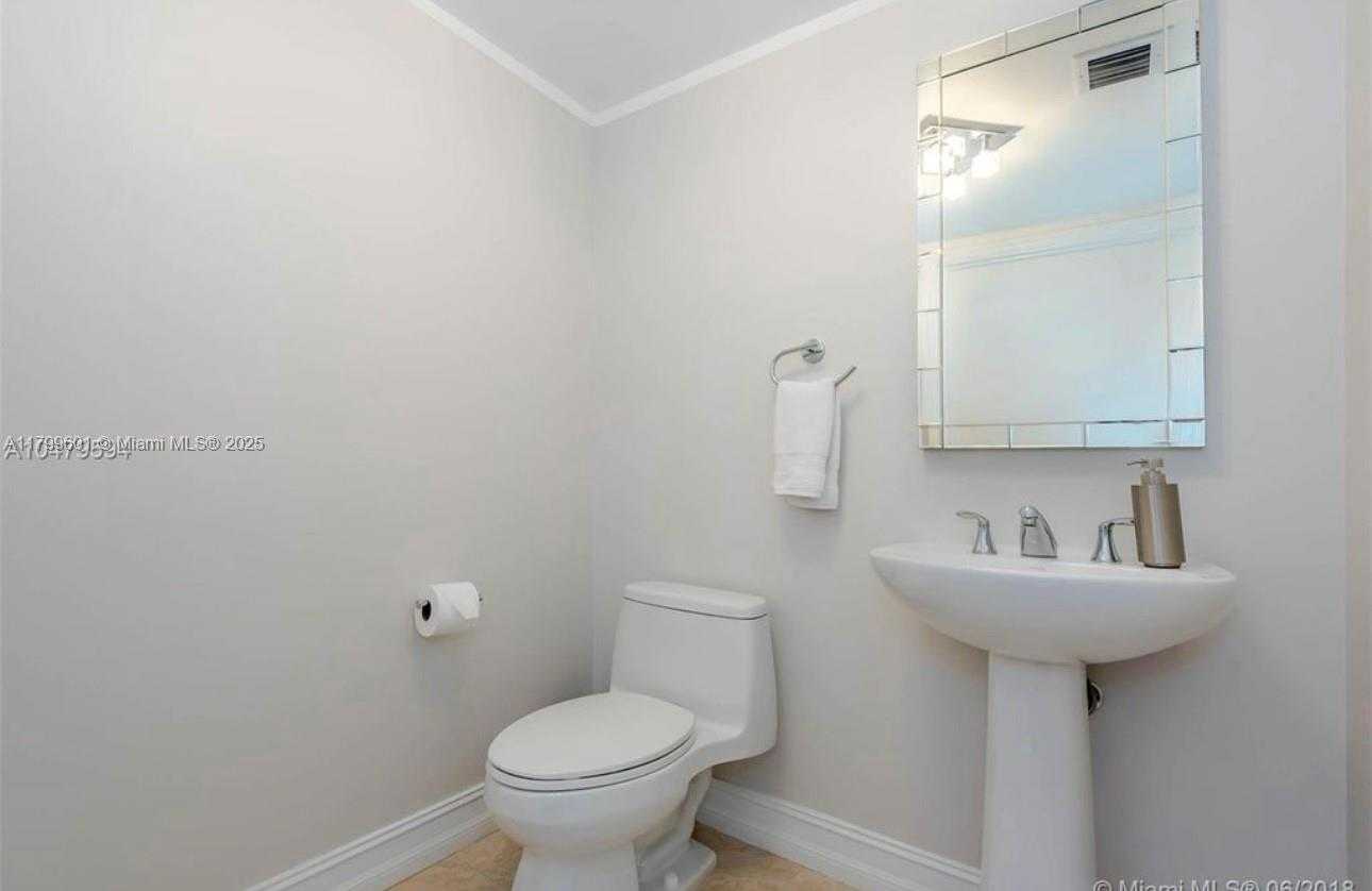 Small Image of 16699 COLLINS AVE #3902, Sunny Isles Beach Number 25