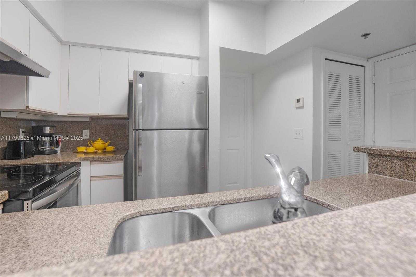 Small Image of 3145 NORTH EAST 184TH ST #5102, Aventura Number 12
