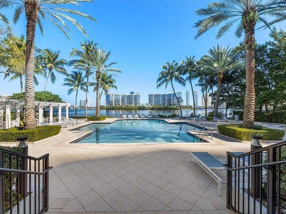 Small Image of 3145 NORTH EAST 184TH ST #5102, Aventura Number 59