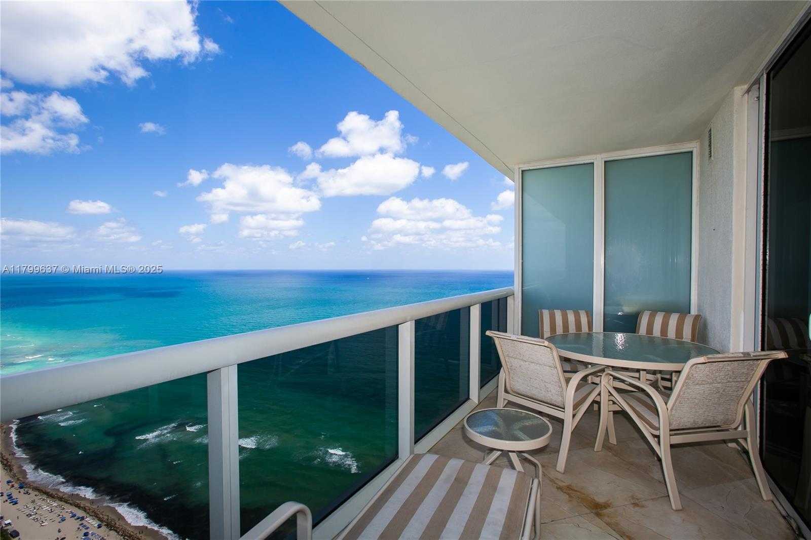 Small Image of 1830 SOUTH OCEAN DR #4812, Hallandale Beach Number 5