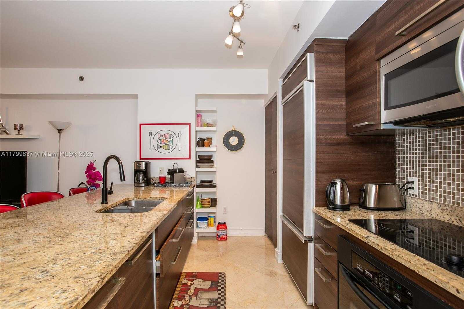 Small Image of 1830 SOUTH OCEAN DR #4812, Hallandale Beach Number 6