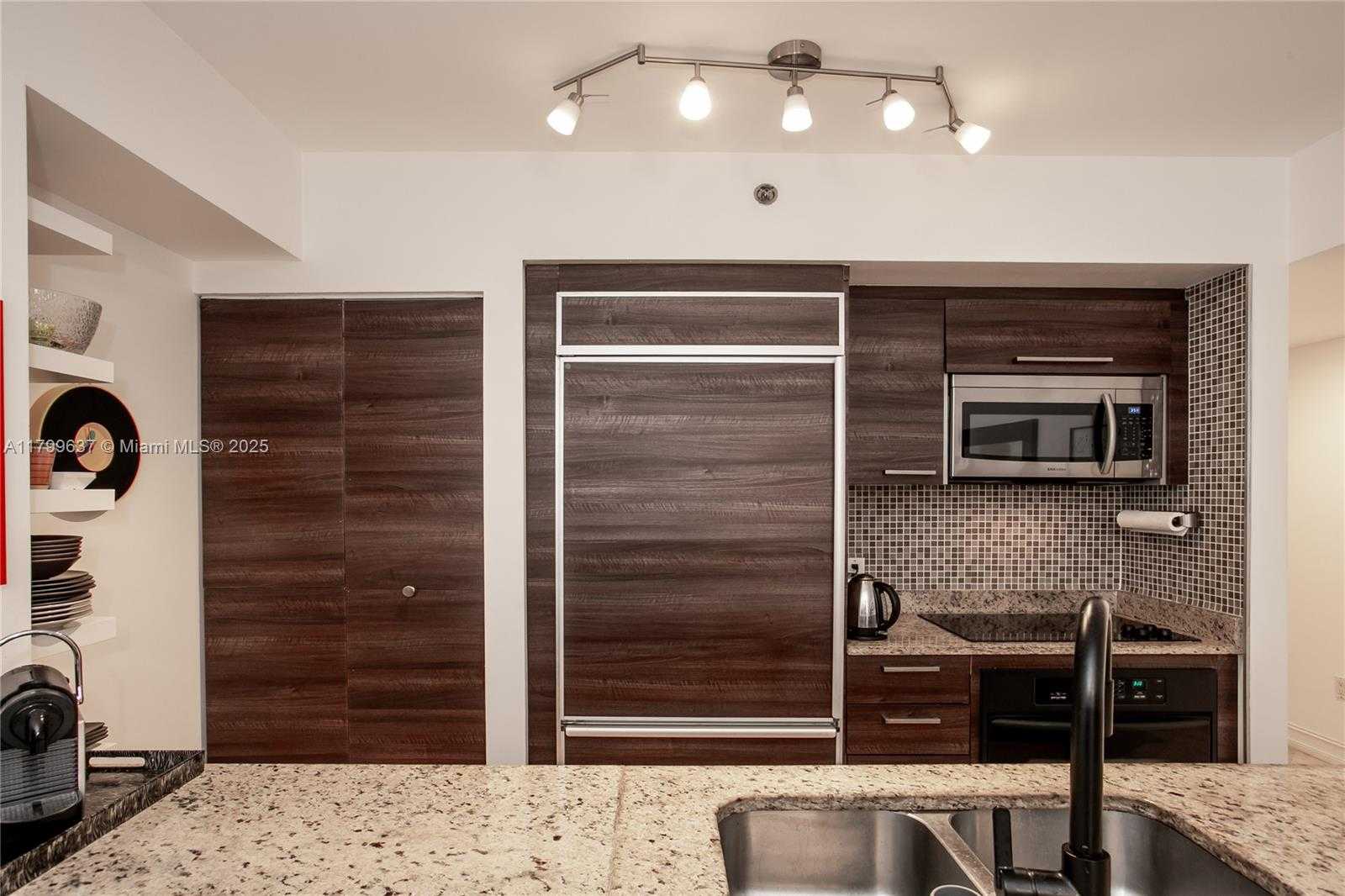 Small Image of 1830 SOUTH OCEAN DR #4812, Hallandale Beach Number 7