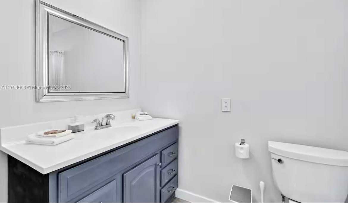 Small Image of 19441 NORTH EAST 19TH AVE #19441, Miami Number 19