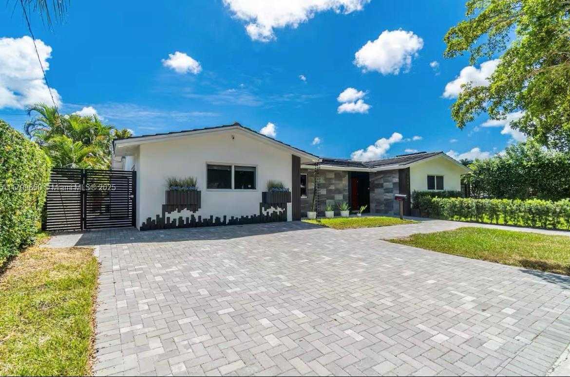Small Image of 19441 NORTH EAST 19TH AVE #19441, Miami Number 2