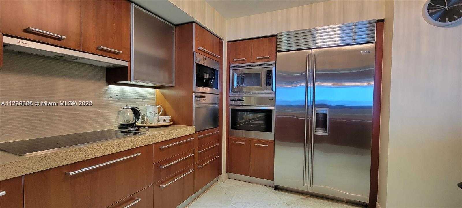 Small Image of 1331 BRICKELL BAY DR #2005, Miami Number 11