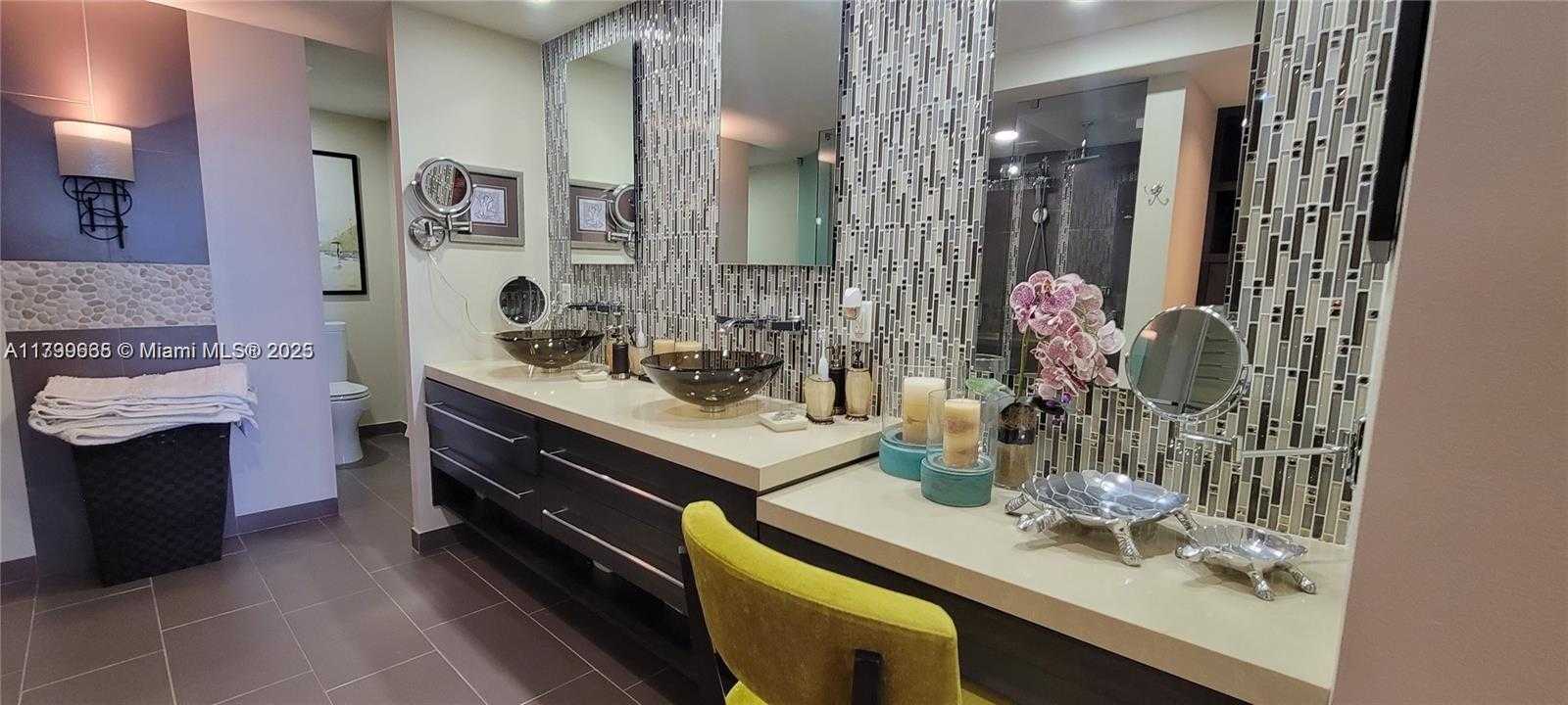 Small Image of 1331 BRICKELL BAY DR #2005, Miami Number 48