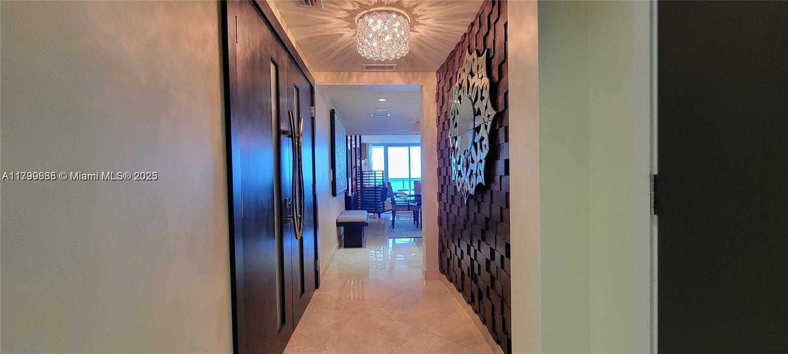 Small Image of 1331 BRICKELL BAY DR #2005, Miami Number 5
