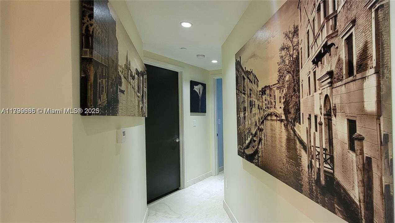 Small Image of 1331 BRICKELL BAY DR #2005, Miami Number 67