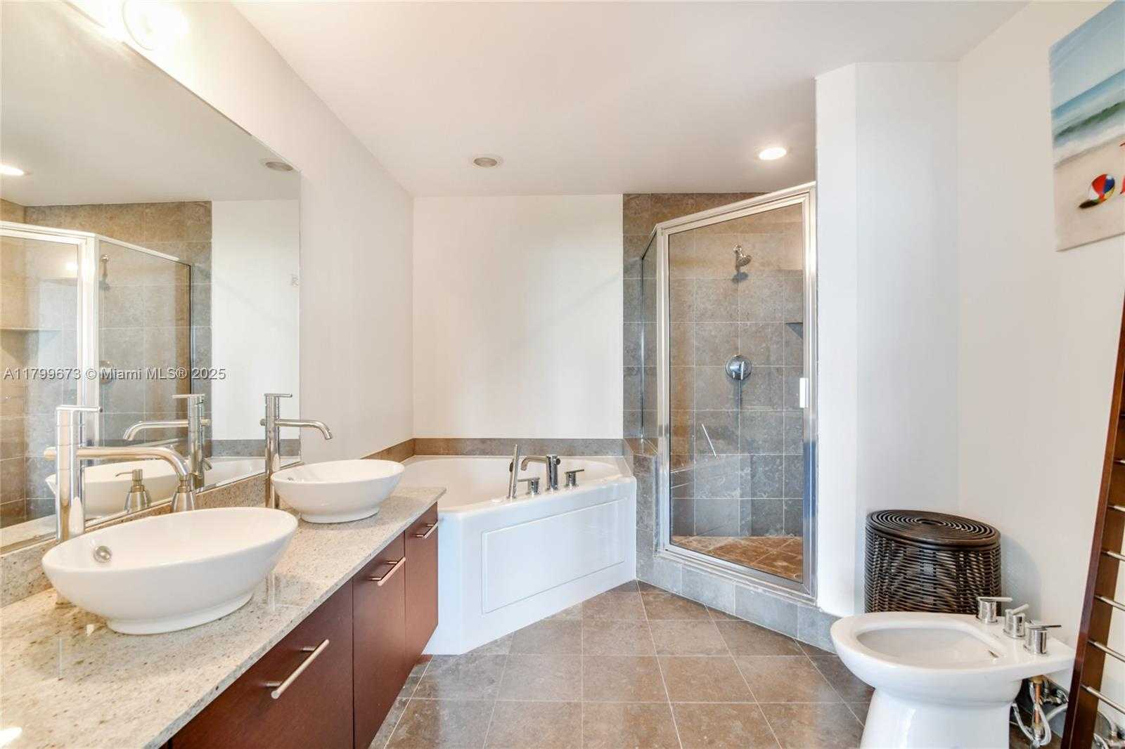 Small Image of 3029 NORTH EAST 188TH ST #818, Aventura Number 8