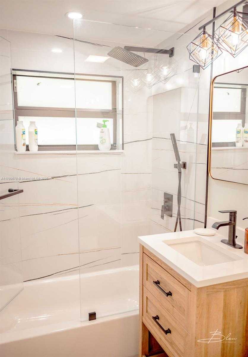 Small Image of 2506 BIMINI LN, Fort Lauderdale Number 38