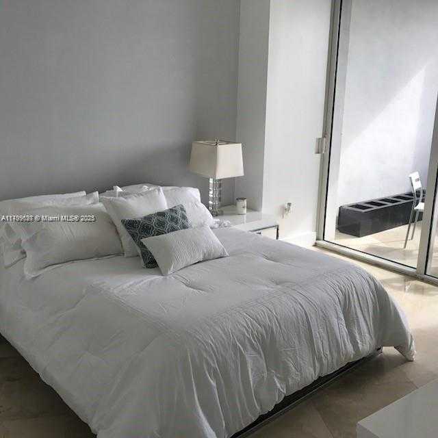 Small Image of 18201 COLLINS #1603, Sunny Isles Beach Number 7