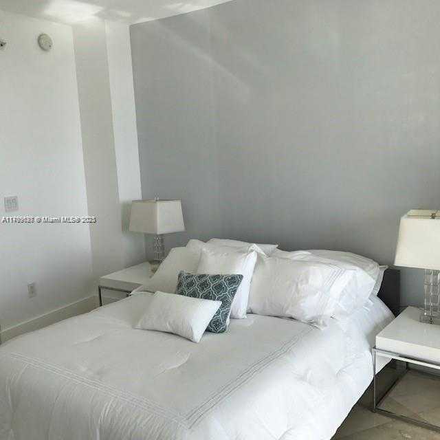 Small Image of 18201 COLLINS #1603, Sunny Isles Beach Number 8