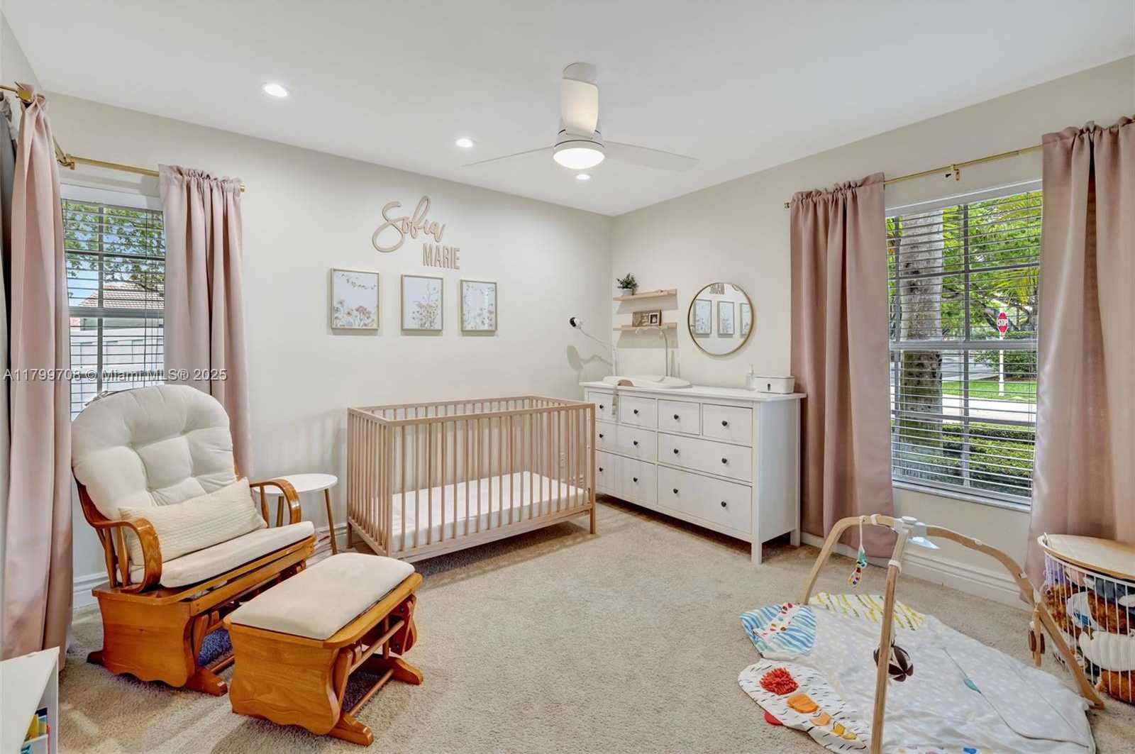 Small Image of 396 BEDFORD AVE, Weston Number 31