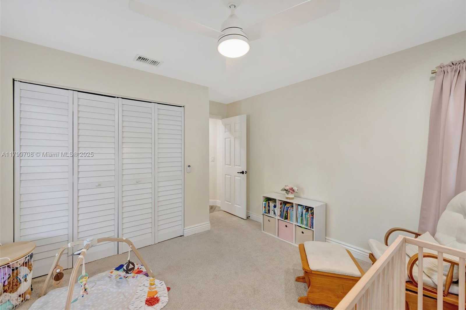 Small Image of 396 BEDFORD AVE, Weston Number 33