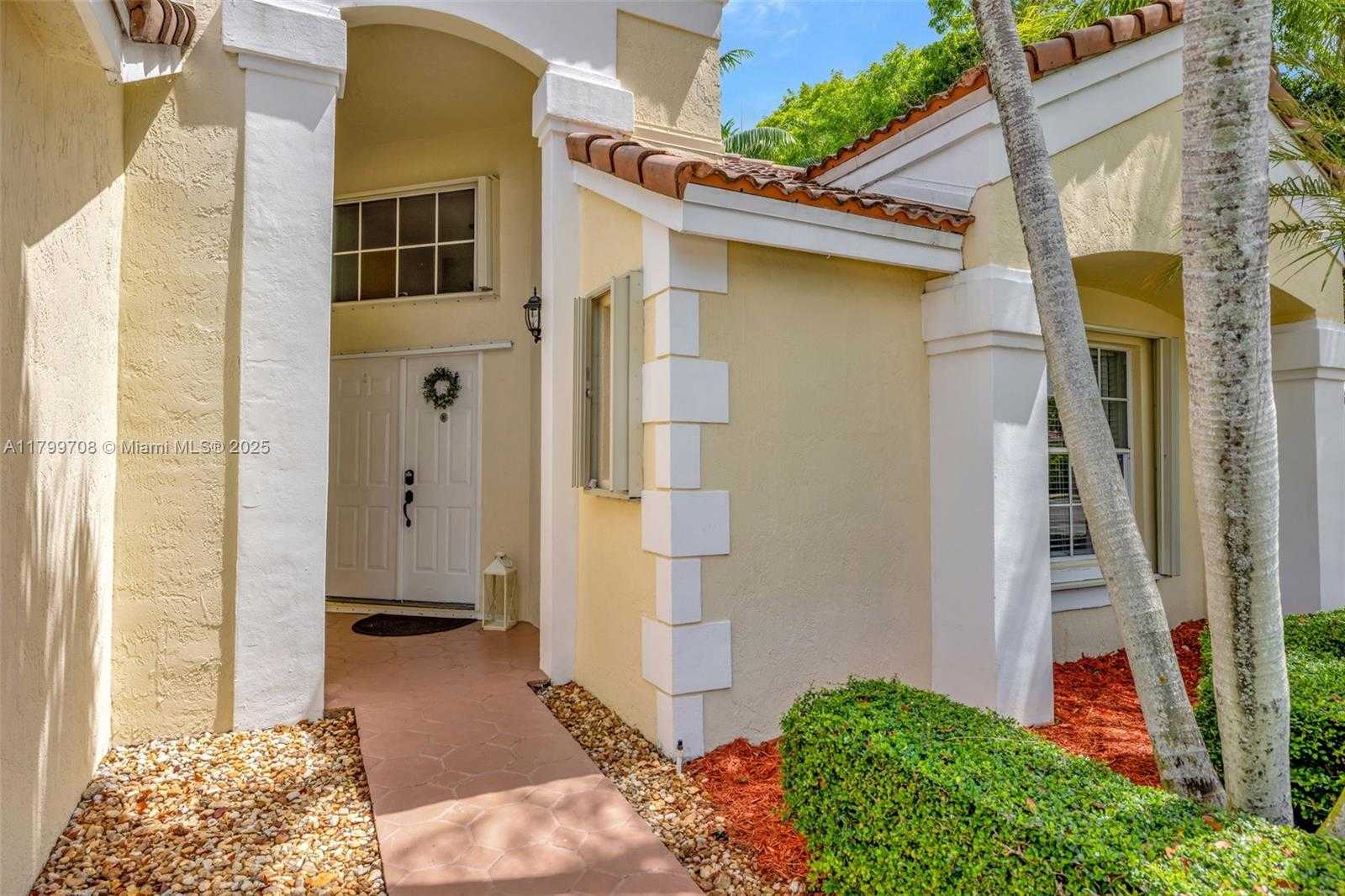 Small Image of 396 BEDFORD AVE, Weston Number 4